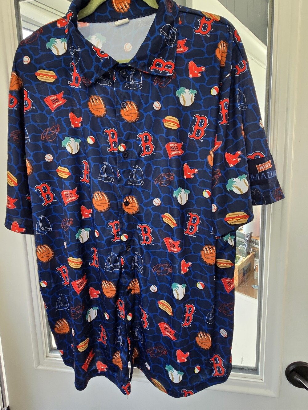 BOSTON RED SOX Fenway SGA Tropical Hawaiian Novelty Print Button Down Shirt XL